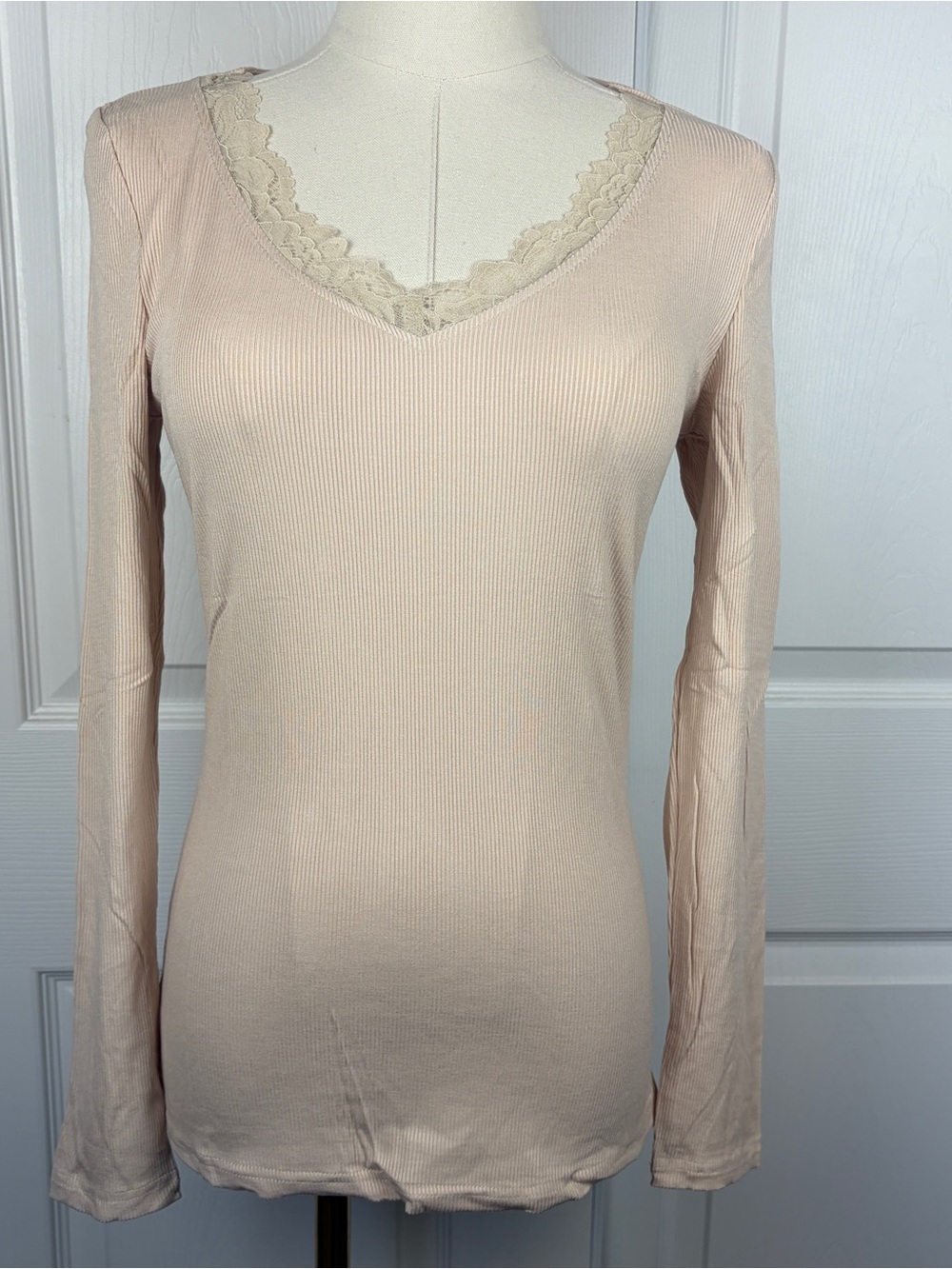 Luxveer Light Beige Lace Trim Ribbed Long Sleeve Top